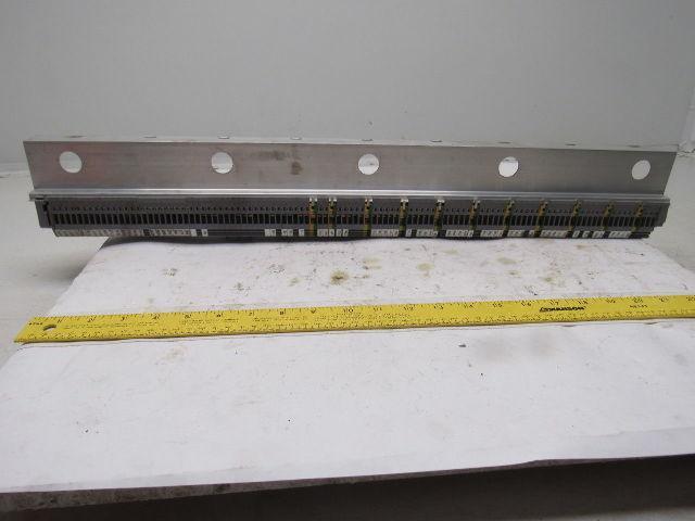 ENTRETEC (90) Gray 5116 Terminal Blocks W/(11) 5116 Grounds lot of 101