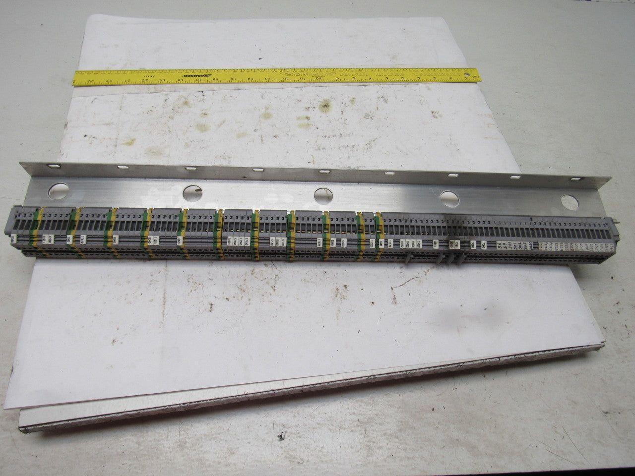 Entrelec 6.3 A MAX. (34) Fuse Holder (15) Terminal Block  (11) Ground Lot of 60