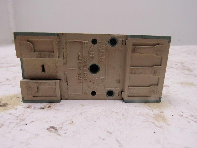 Elres Type SA290 Programable Multitimer Relay Switch W/Base 24V AC/DC