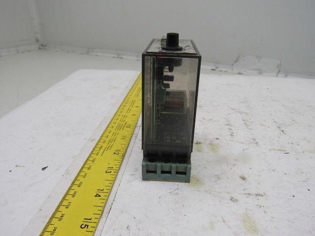 Elres Type SA290 Programable Multitimer Relay Switch W/Base 24V AC/DC