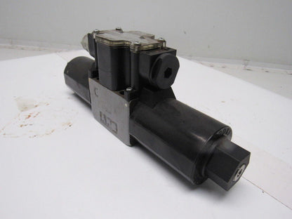Toyooki HD1-3W-BGA-025B-WYD2 Hydraulic Solenoid Directional Control Valve