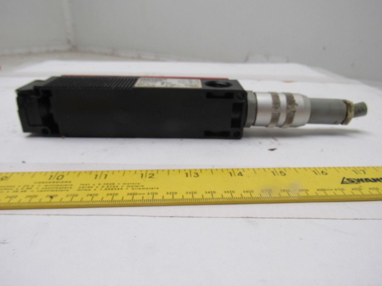 Euchner TP3-4121A024SR11 Safety Switch No Head