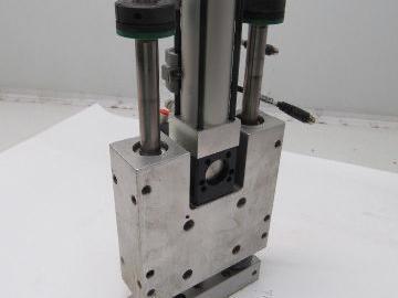 PHD SEC23x3-E-G24-H47-J1 SLD & CYL Pneumatic Dual Rod Slide Table W/Rod lok