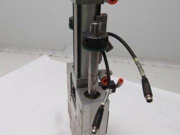 PHD SEC23x3-E-G24-H47-J1 SLD & CYL Pneumatic Dual Rod Slide Table W/Rod lok