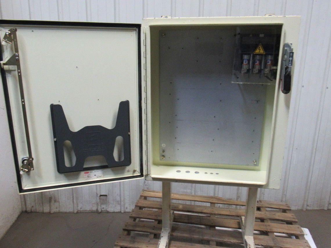 Hoffman A30SA2608LP Electrical  Enclosure 30x25x8" w/Backplate & Disconnect