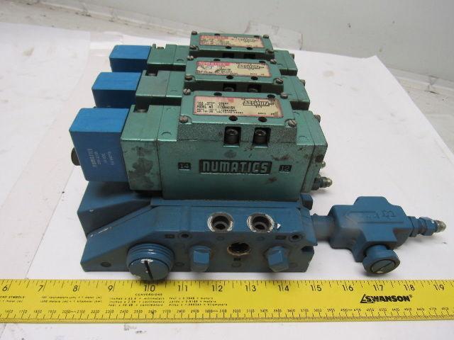 Numatics I13BA415M Pneumatic Solenoid Valve 3 Bank Assembly Base