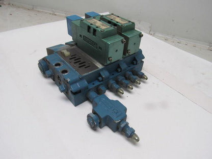Numatics I13BA415M Pneumatic Solenoid Valve 2 Bank Assembly Base