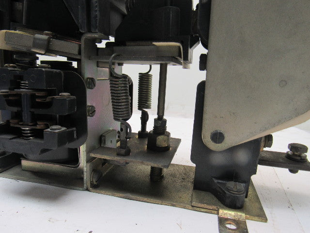 General Electric DS 304 S03BF024DXT DC Interrupter Contactor 1000VDC 300A