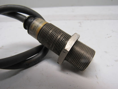 Omron E2E-X5Y1-53US Proximity Switch 120V
