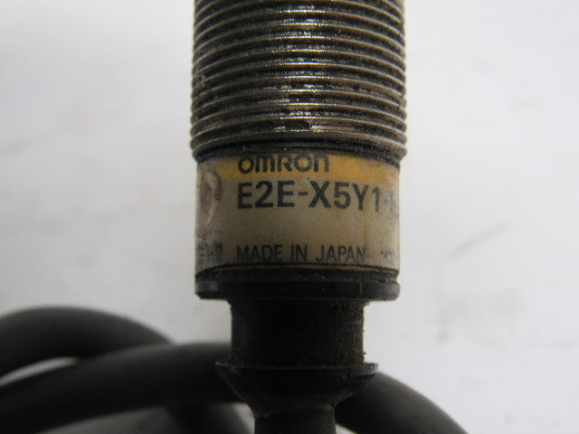 Omron E2E-X5Y1-53US Proximity Switch 120V