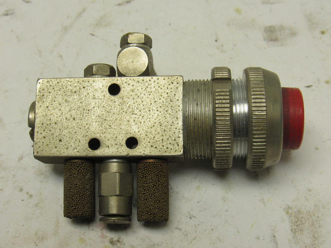 Pneumax 105.52.7.2/1 Pneumatic Push Button 22mm Momentary Contact Spring Return