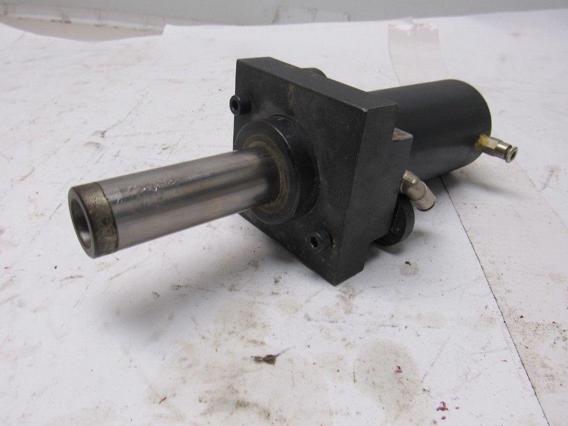 1-7/8" Bore 2-3/8" Stroke 22mm Rod Pneumatic Hold Down Clamping Cylinder