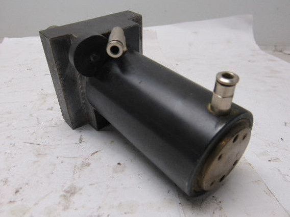 1-7/8" Bore 2-3/8" Stroke 22mm Rod Pneumatic Hold Down Clamping Cylinder