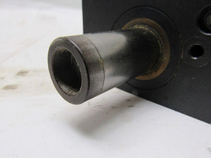 1-7/8" Bore 2-3/8" Stroke 22mm Rod Pneumatic Hold Down Clamping Cylinder