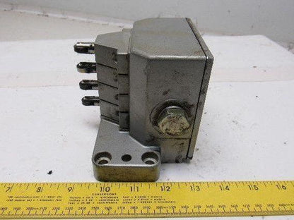 Yamatake Honeywell LDZ-5412 4 Position 125/250V AC/DC Micro Roller Plunge Switch