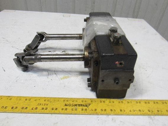 Amada PEGA 305072 CNC Punch Press Turret 2 Output Shaft Gear Turret Actuator