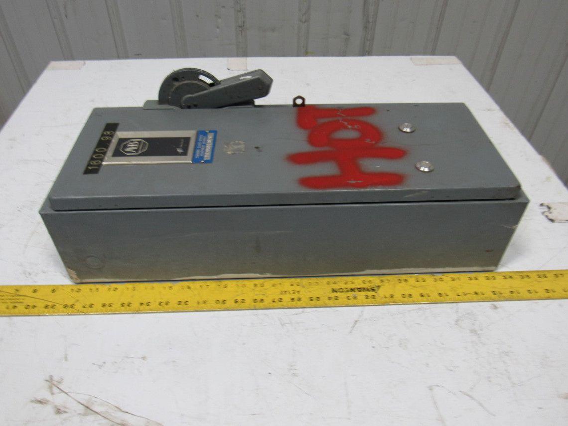 Allen Bradley 712-AAB24 240/480V 5Hp Combination Starter Disconnect 120V Coil