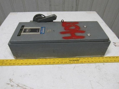 Allen Bradley 712-AAB24 240/480V 5Hp Combination Starter Disconnect 120V Coil