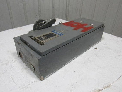 Allen Bradley 712-AAB24 240/480V 5Hp Combination Starter Disconnect 120V Coil