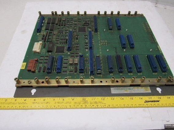 Fanuc A20B-2001-0060/03A Main Board PCB Backplane