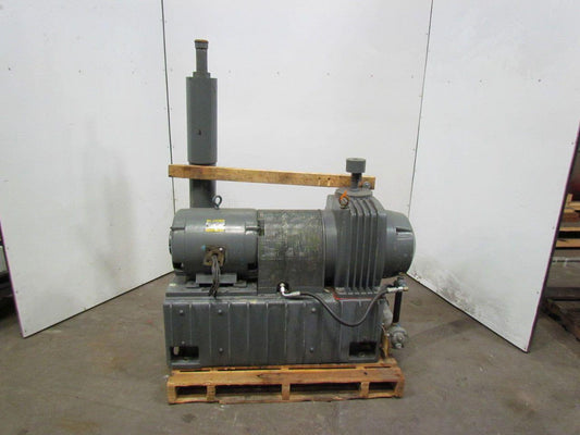 Leybold Heraeus TR400 15Hp Vacuum Pump W/Pump & Heat Exchanger 230/460V 3Ph