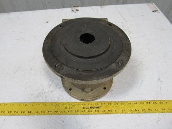 Gusher PCL-2X3-13SEH-CBM-A Horizontal Pump Shaft Housing Casting