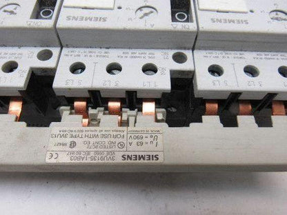 Siemens (1) 3VU1300-1NH00 & (2) 3VU1300-1MG00 Motor Starter W/Buss Connector