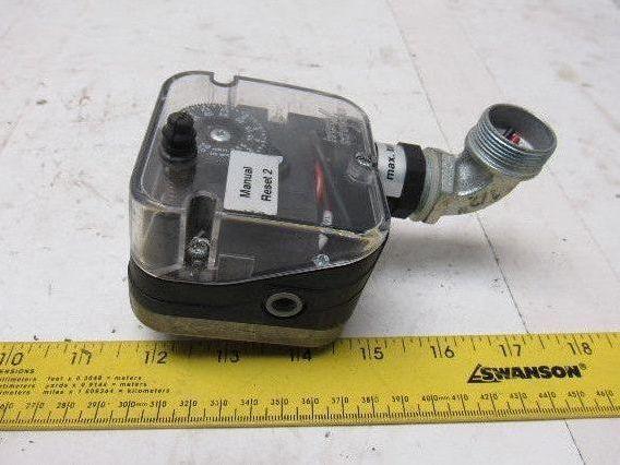 Kromschroder DG50NT 1 - 20" WC (2.5 - 50 mbar) Air Gas Pressure Switch