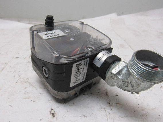 Kromschroder DG50NT 1 - 20" WC (2.5 - 50 mbar) Air Gas Pressure Switch