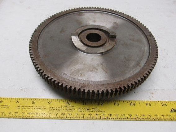 9" OD 114 T 28mm Smooth Bore Spur Gear 1/4" Pitch With Dog Clutch See Info