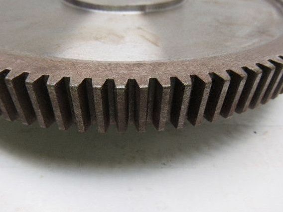 9" OD 114 T 28mm Smooth Bore Spur Gear 1/4" Pitch With Dog Clutch See Info