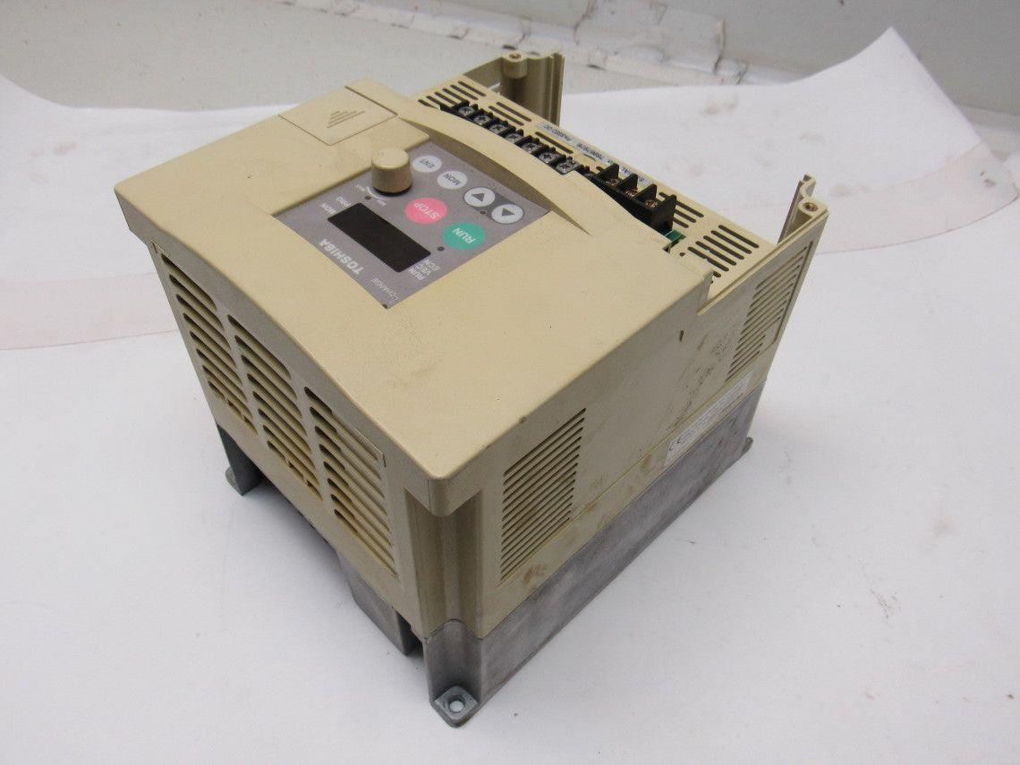 Toshiba VFS7-4007UPL 3Ph 380-460V Input 0.5-80Hz 320MAx Variable Frequency Drive