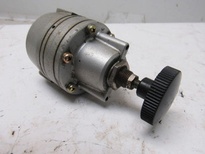 SMC NIR200-N02 100PSI Air Pressure Regulator 1/4" NPT