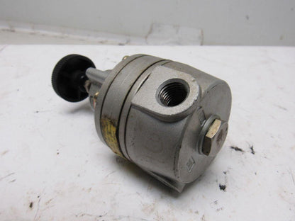 SMC NIR200-N02 100PSI Air Pressure Regulator 1/4" NPT