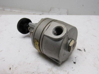 SMC NIR200-N02 100PSI Air Pressure Regulator 1/4" NPT
