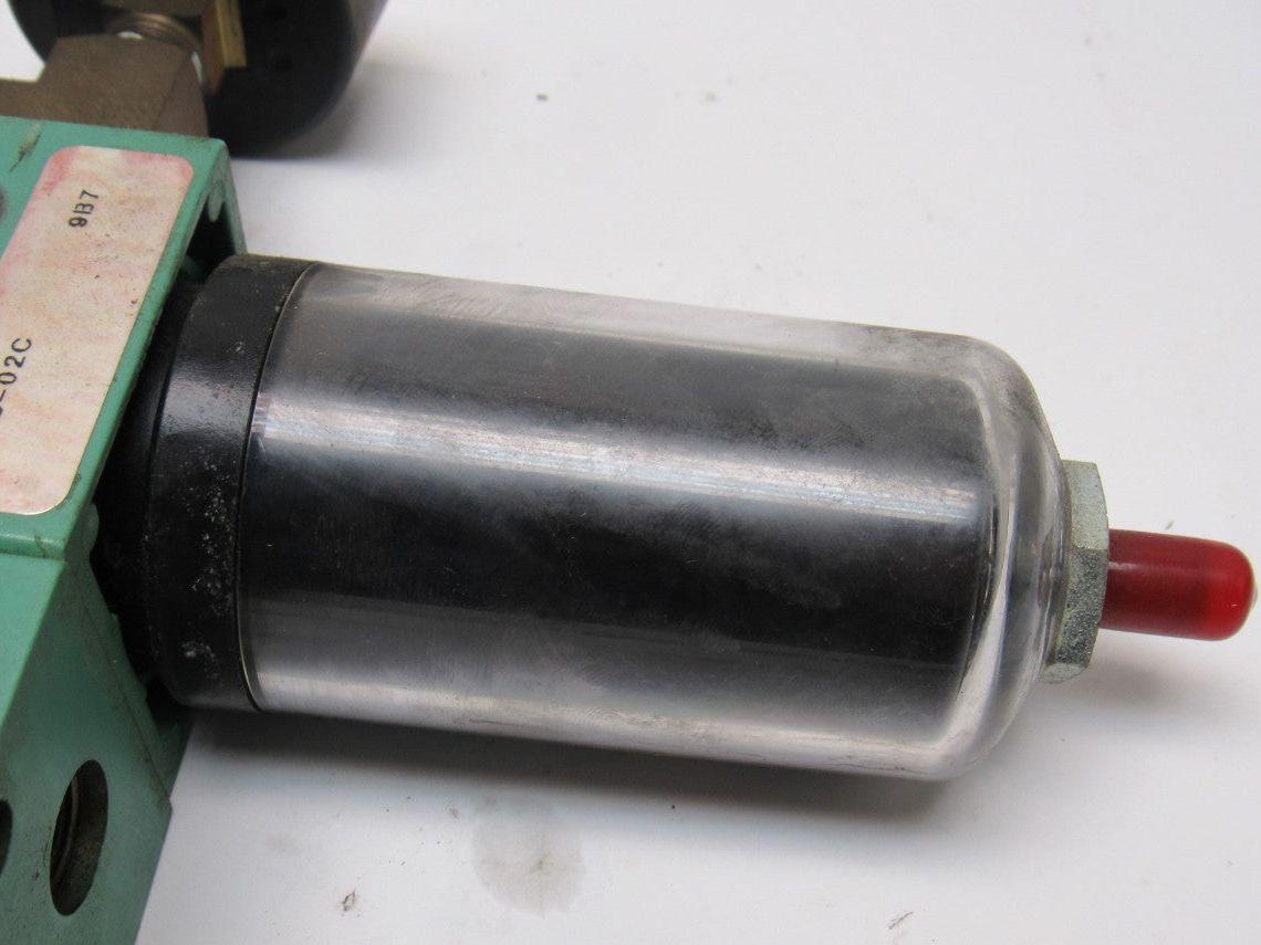 Numatics VK21-02 P21B-02C Airline Filter Regulator With Shut Off
