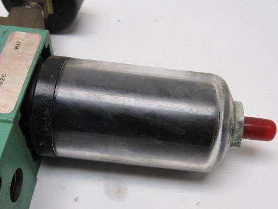 Numatics VK21-02 P21B-02C Airline Filter Regulator With Shut Off