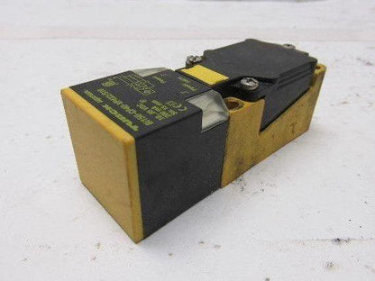 Turck Bi15U-CP40-VP4X2/S10 10...65VDC Inductive Sensor Proximity Switch