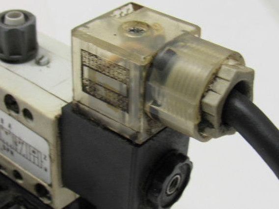 Rexroth R432016670 5/3 Position Closed Center Solenoid Operated Valve 120V Coil