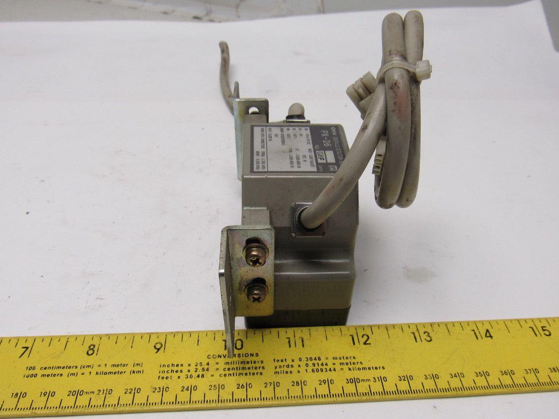 Sunx PX-26 Obstacle Detection Sensor 10-31V DC