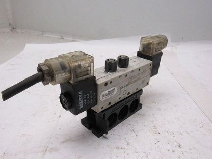 Rexroth R432016670 5/3 Position Closed Center Solenoid Control Valve 120V Coil
