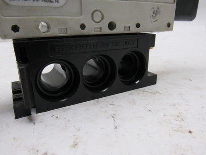 Rexroth R432016670 5/3 Position Closed Center Solenoid Control Valve 120V Coil