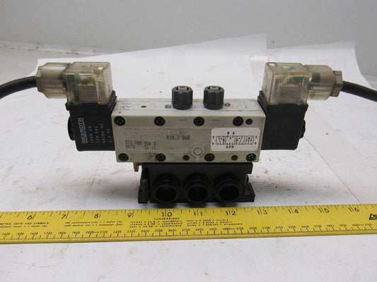 Rexroth R432016670 5/3 Position Closed Center Solenoid Control Valve 120V Coil