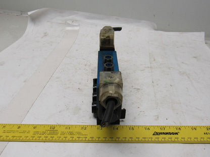 Rexroth PW-067717-00001 4/3 Position Solenoid Operated Poppet Valve 110V Coil