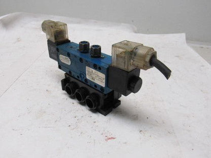 Rexroth PW-067717-00001 4/3 Position Solenoid Operated Poppet Valve 110V Coil