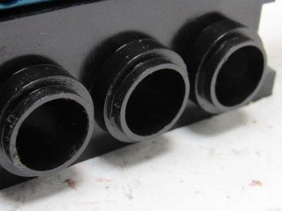 Rexroth PW-067717-00001 4/3 Position Solenoid Operated Poppet Valve 110V Coil