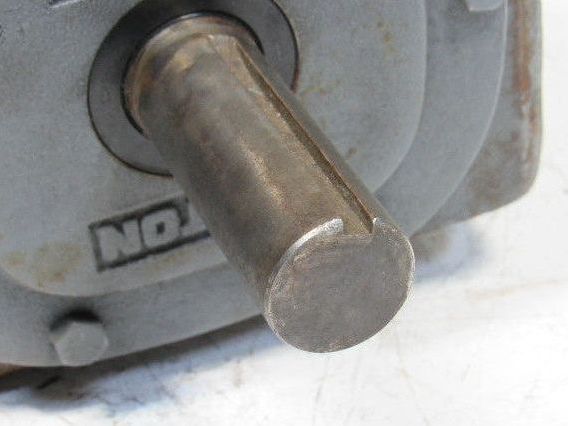 Boston Gear 700 Series 25:1 Ratio 208-230/460V 70RPM RH Output Gearmotor Brake