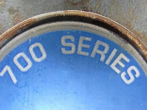 Boston Gear 700 Series 25:1 Ratio 208-230/460V 70RPM RH Output Gearmotor Brake