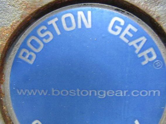 Boston Gear 700 Series 25:1 Ratio 208-230/460V 70RPM RH Output Gearmotor Brake