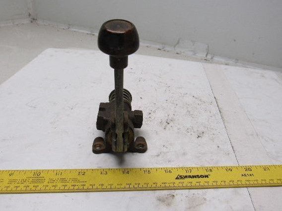 Bellows M082-218-03 3 Port Lever Operated Air Valve 1/4" Ports